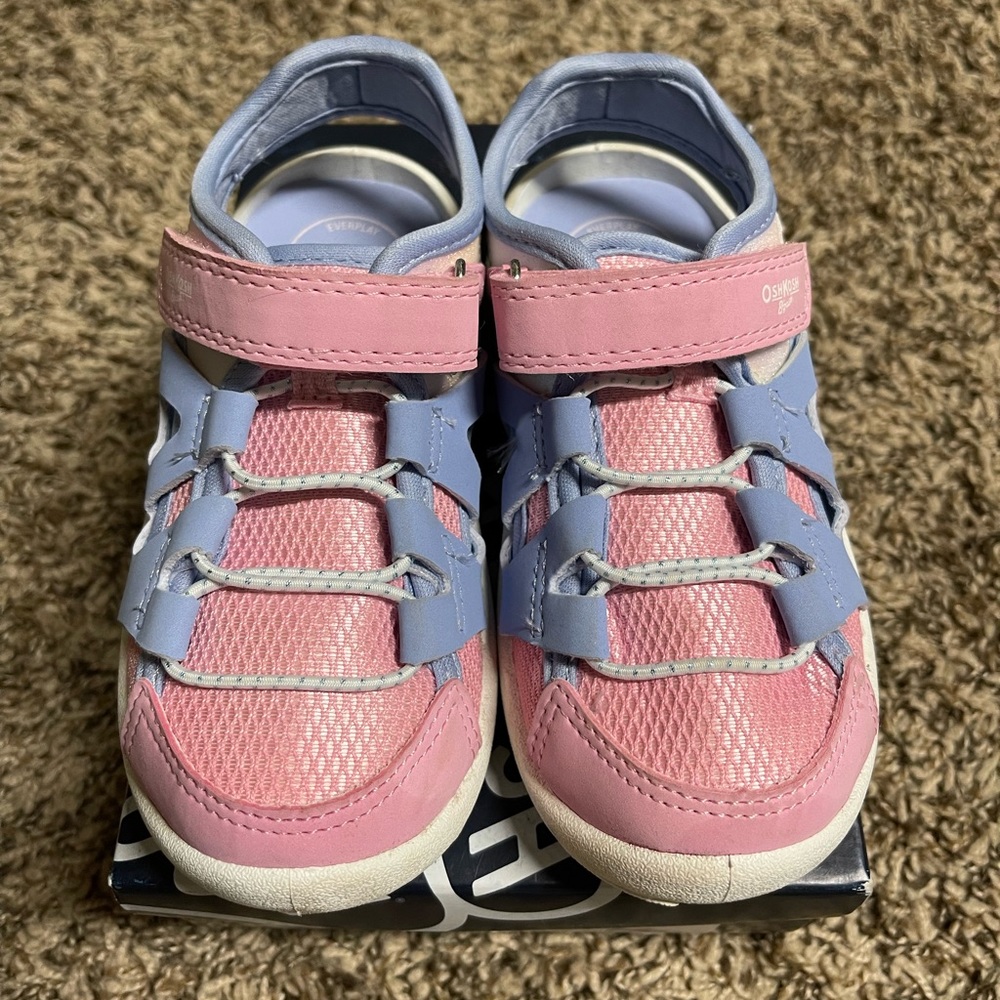 OshKosh Yoony Toddler shoes